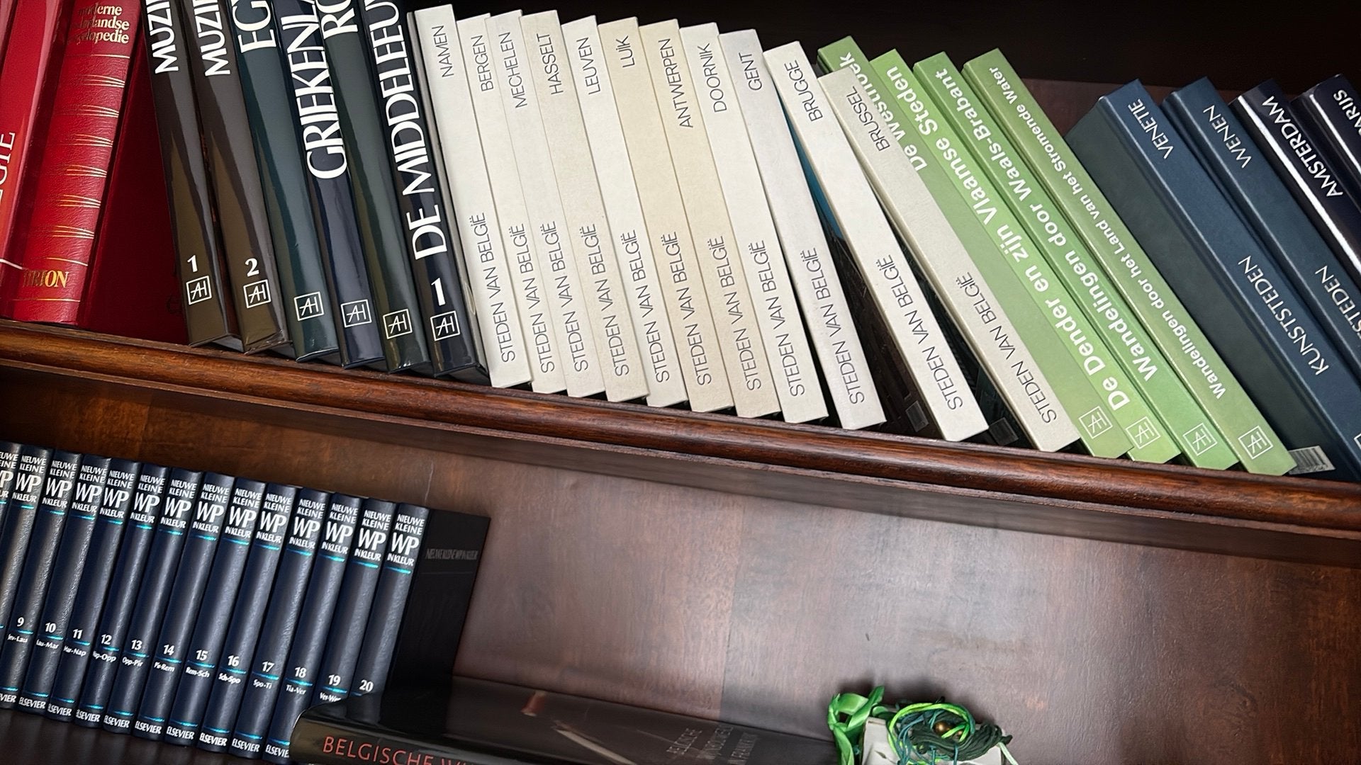 Boeken Artis historia, Boeken, Ophalen, Zo goed als nieuw