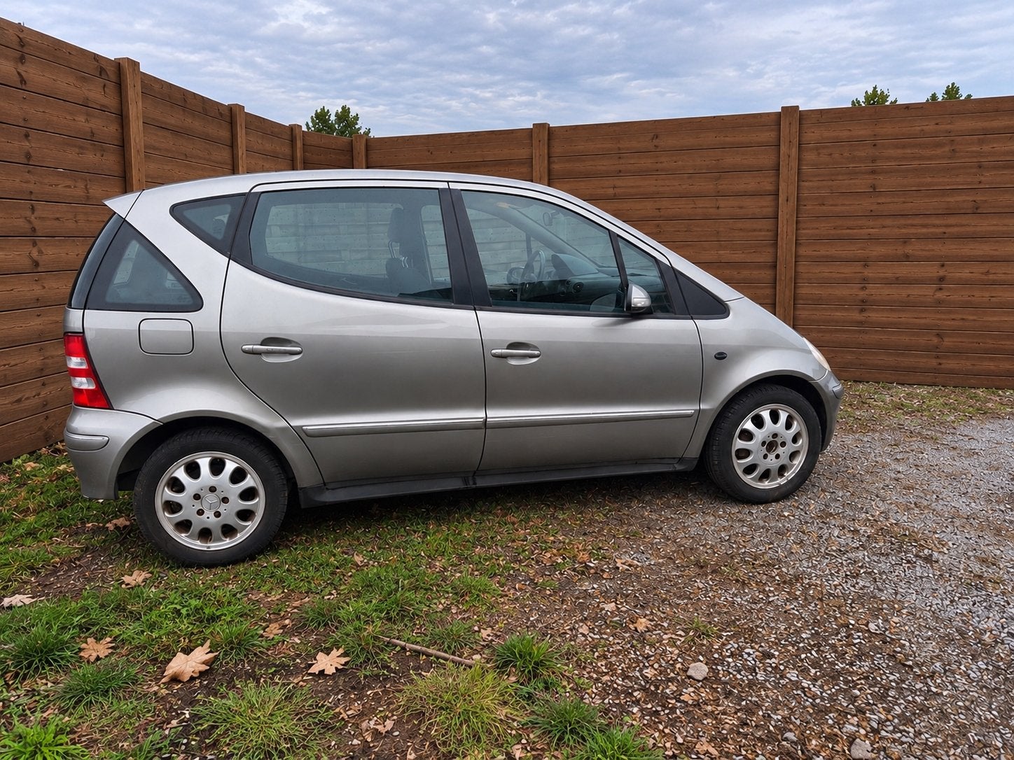 Mercedes A160 klasse euro 4 1.6 benzine Export, Auto's, 75 kW, Stof, 4 cilinders, 1600 cc