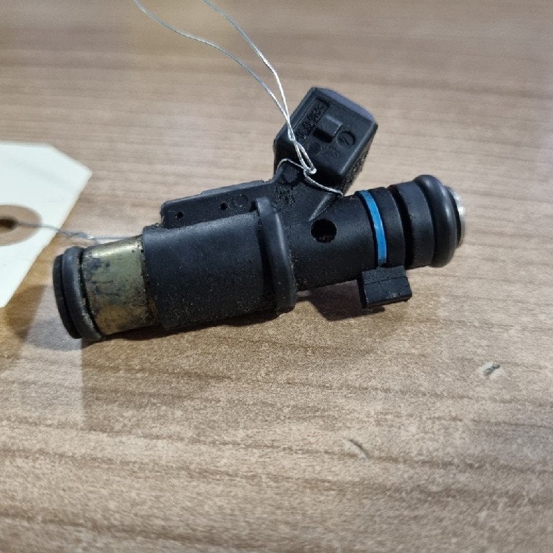 INJECTOR BRANDSTOF Peugeot 306 Break (7E) (|1984C3|), Dhr. J. Ham, Gebruikt, Administratie@autoham.nl, Peugeot