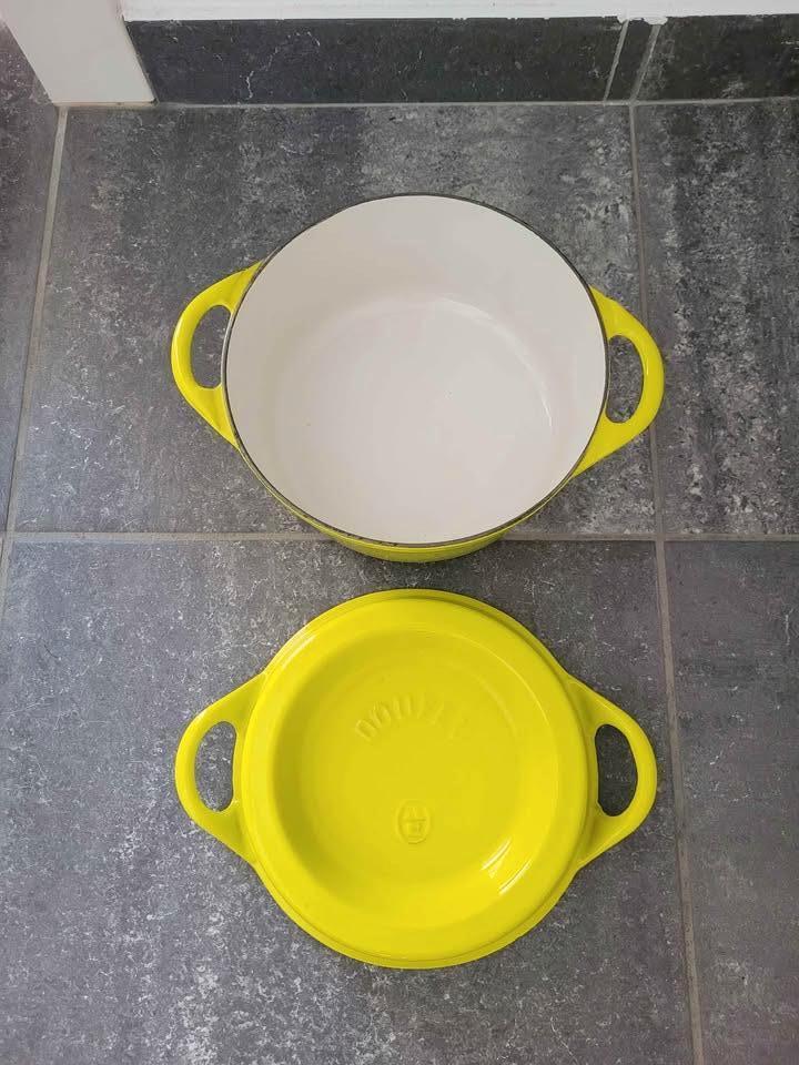 Le Creuset Doufeu taille 22 (rare) (état neuf), Enlèvement ou Envoi, Comme neuf, Fonte