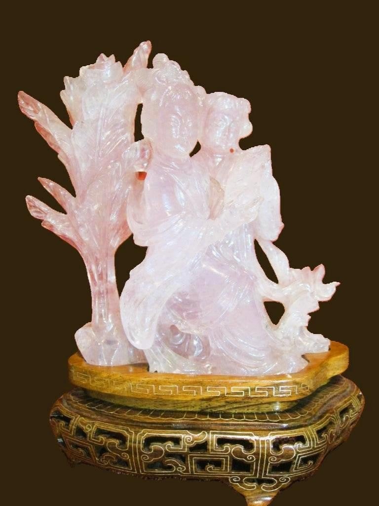 Zeldzaam Oosters rose quartzbeeld in lichtroze quarts, Antiek en Kunst, Ophalen, Beeld, Hout