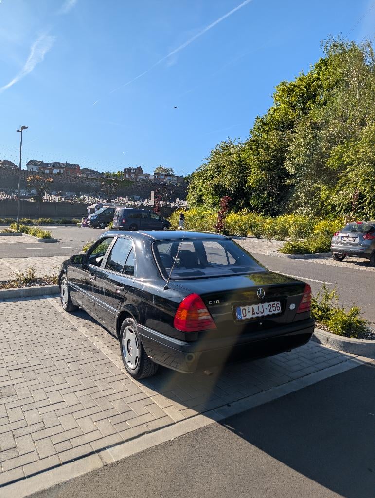 Mercedes C180 Benzine 1994, Auto's, Euro 6, 4 cilinders, 1799 cc, Zwart