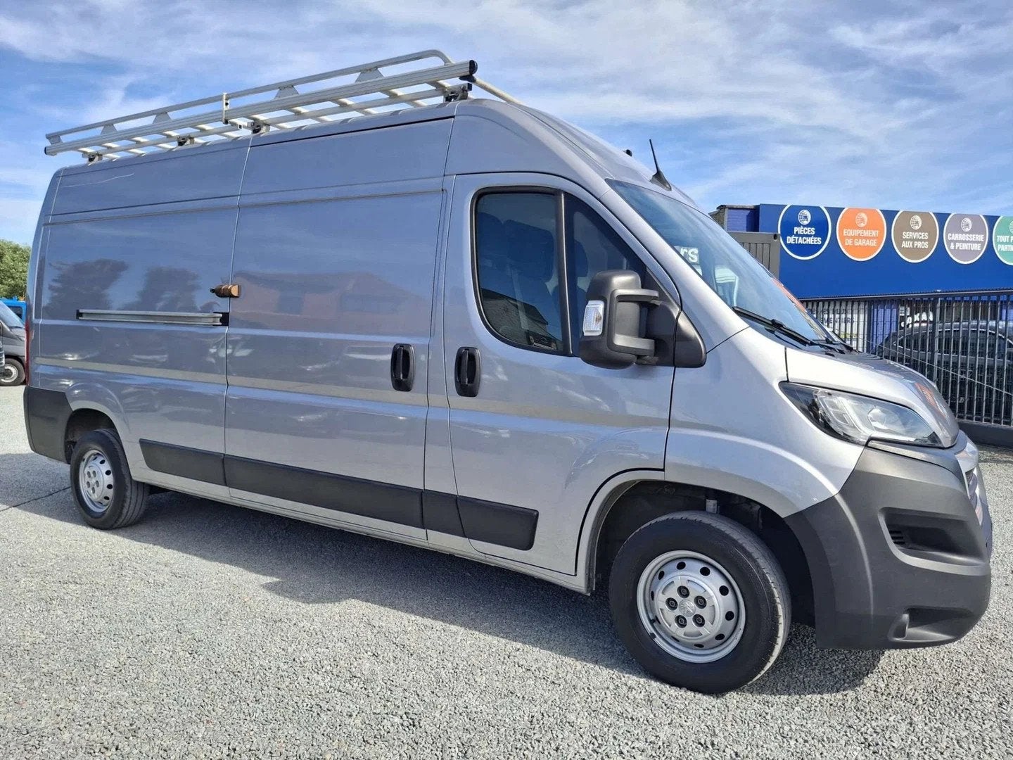 Peugeot Boxer 2.2 (bj 2022), Navigatiesysteem, https://public.car-pass.be/vhr/5228354e-d6e6-43f2-a811-ed38108a3afc, Gebruikt, 5 deurs