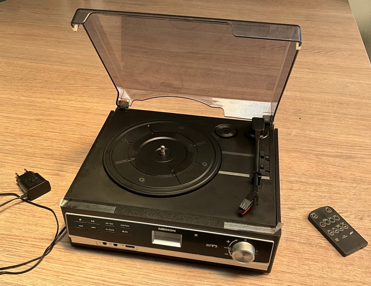 Numériseur Medion MD 43454 – Convertisseur numérique ., Audio, Tv en Foto, Platenspelers, Ophalen of Verzenden, Zo goed als nieuw