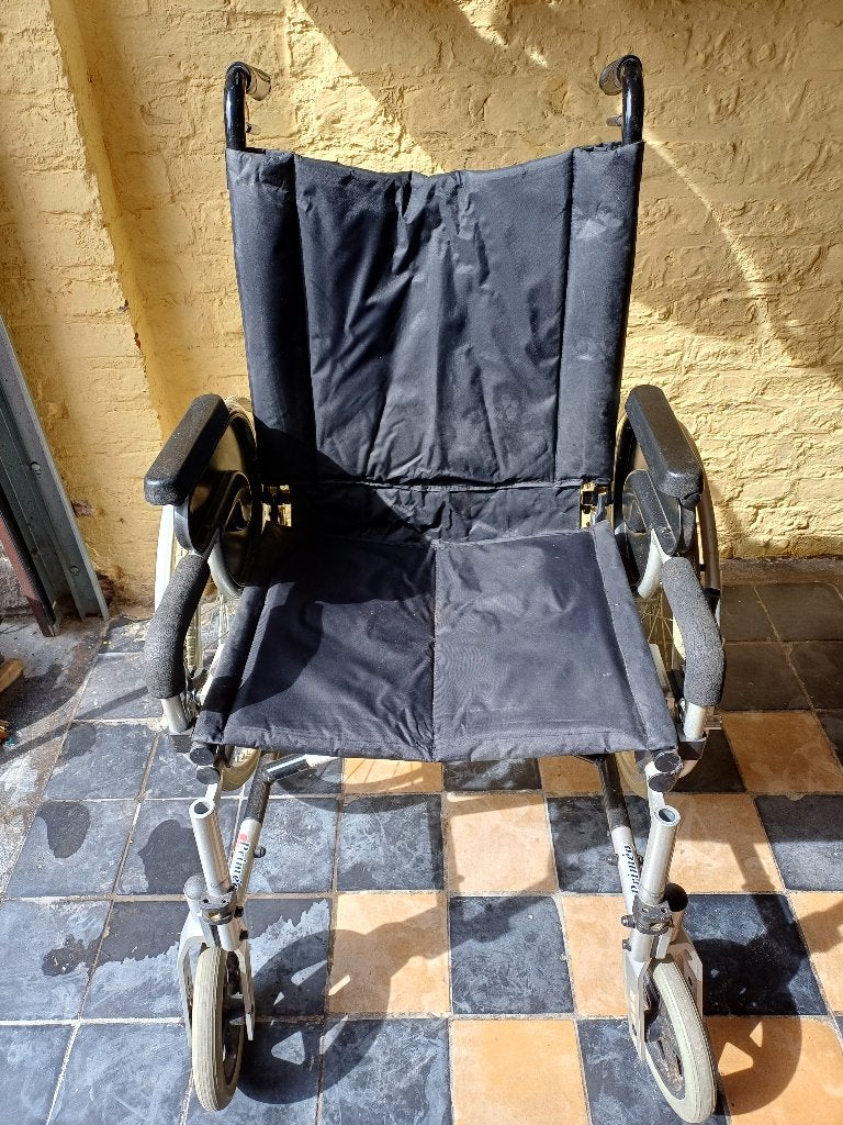 55€ Chaise roulante pliable manuelle, Diversen, Rolstoelen, Ophalen, Inklapbaar, Gebruikt, Handbewogen rolstoel