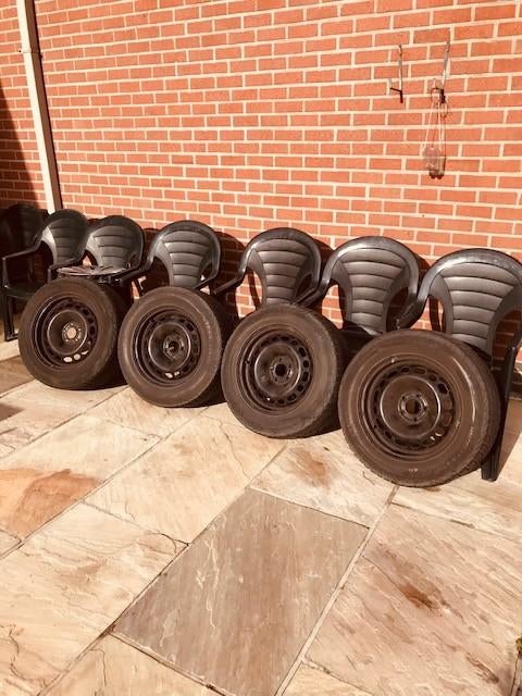 Winterbanden op velg, Ophalen, Gebruikt, 16 inch, Winterbanden