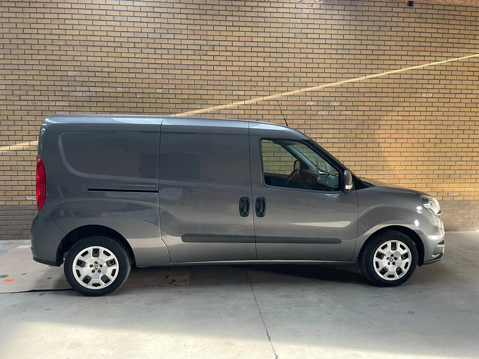 Fiat Doblo 1.4 T-jet 2019, Autos, Achat, Particulier, Caméra de recul, Fiat