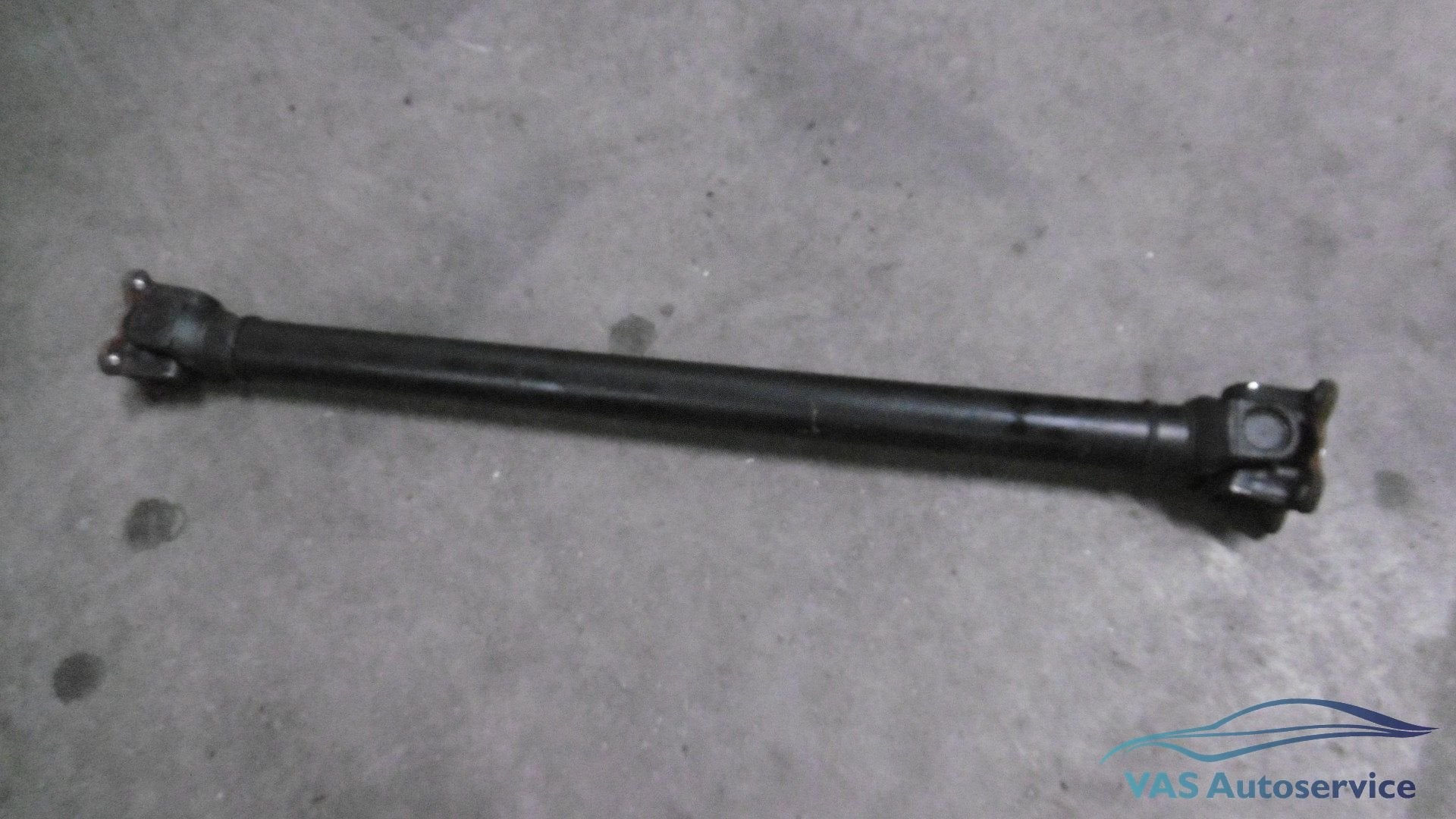 Aandrijfas voorzijde  BMW 5-serie x-drive 4x4. 26 20 8 628 0, -, Origine de la pièce connue, Utilisé, -