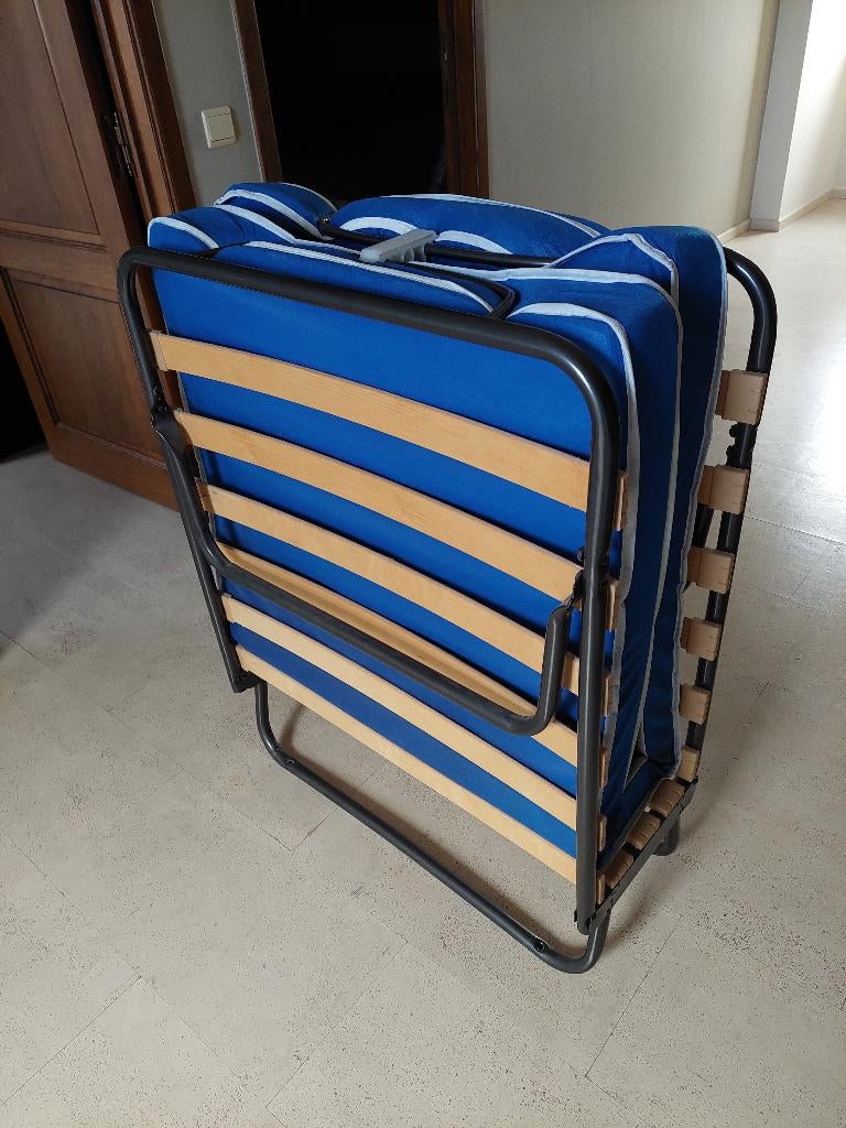 Opvouwbaar logeerbed met lattenbodem, Enlèvement, Utilisé, Une personne