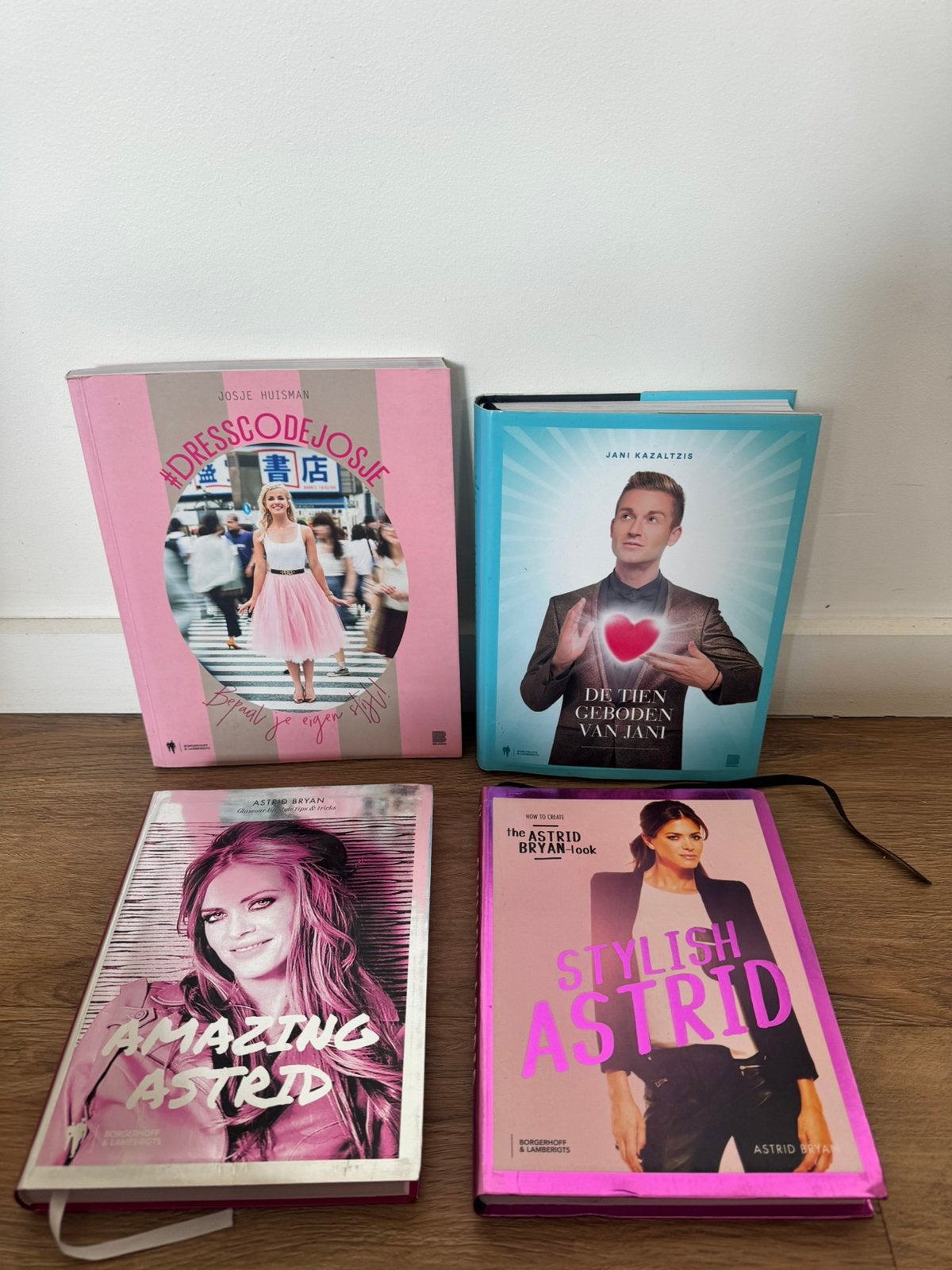 4 boeken over mode, Boeken, Ophalen of Verzenden, Zo goed als nieuw