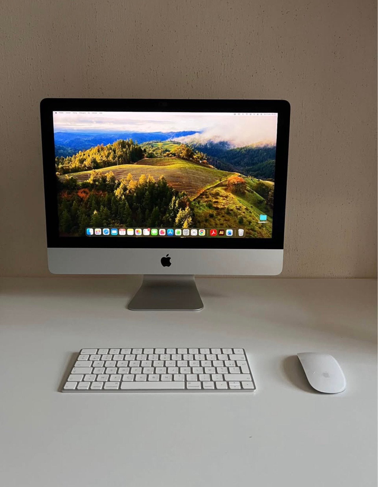 Apple iMac 2019, Computers en Software, Apple Desktops, Ophalen, IMac, Zo goed als nieuw, 3 tot 4 Ghz