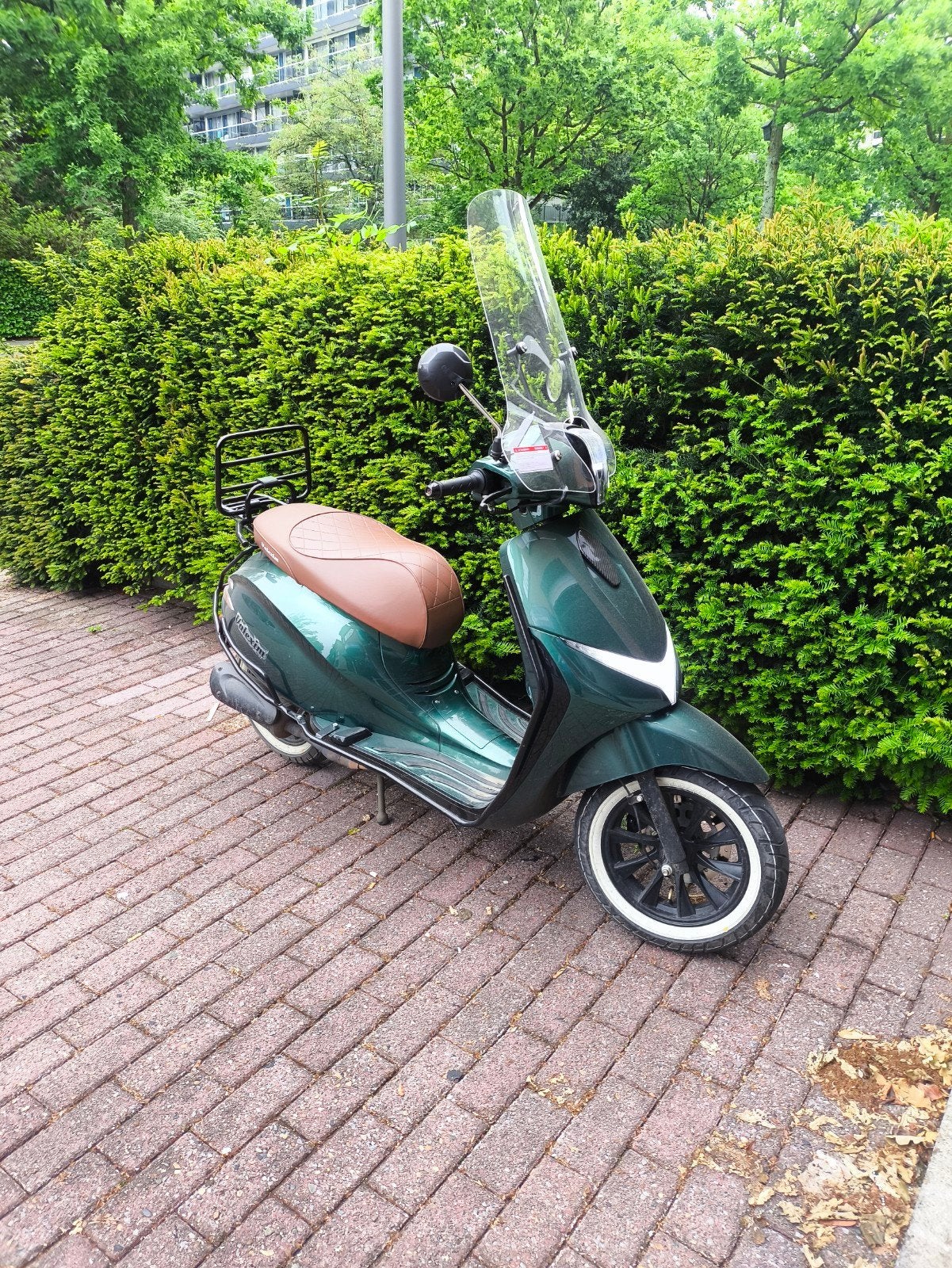 Valexim 50cc scooter met alarm 672km zo goed als nieuw., Fietsen en Brommers, Ophalen, Nieuw, Klasse B (45 km/u), Benzine