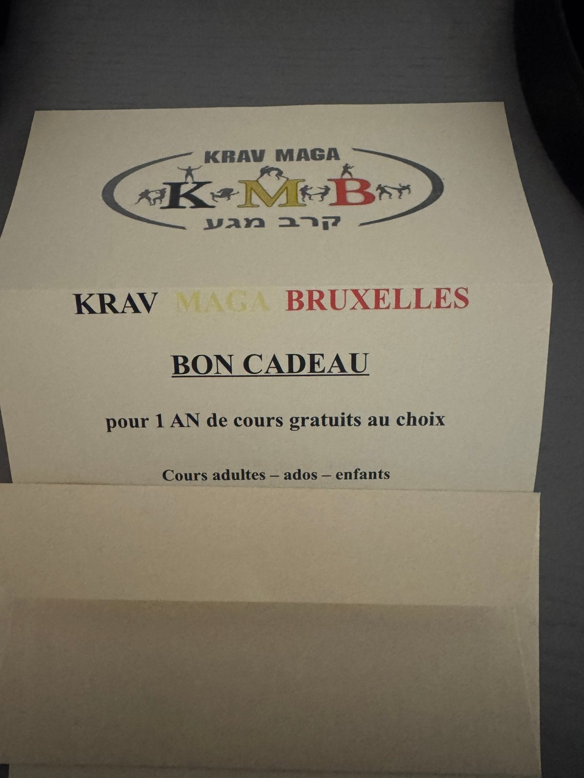 Un ans de cours krav maga, Ophalen of Verzenden, Zo goed als nieuw