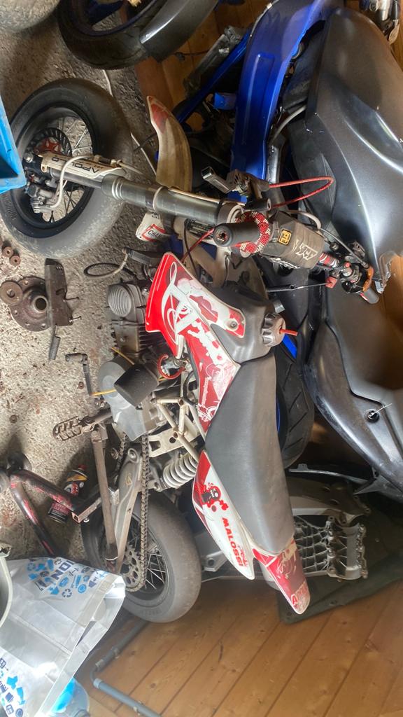 Pitbike 140cc, Fietsen en Brommers, Ophalen, Zo goed als nieuw