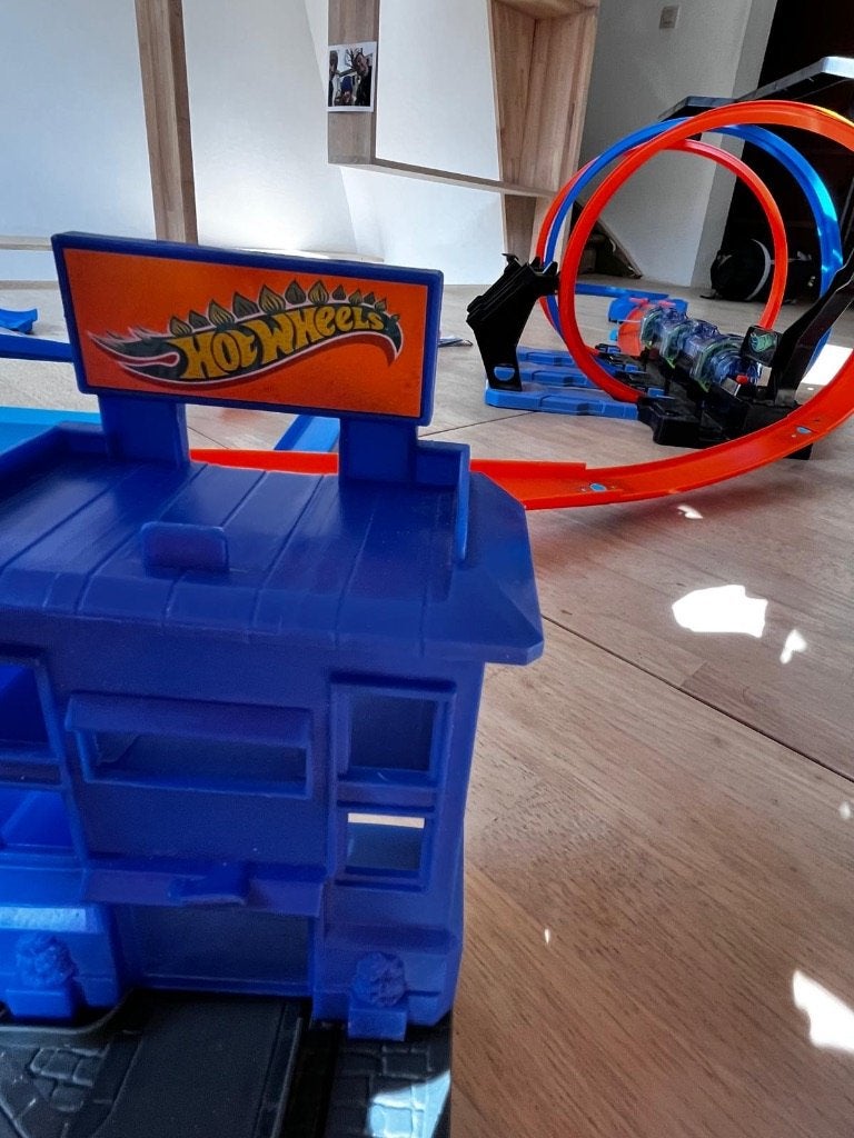 Hot Wheels (meerdere sets), Kinderen en Baby's, Speelgoed | Racebanen, Ophalen, Gebruikt, Hot Wheels, Met looping