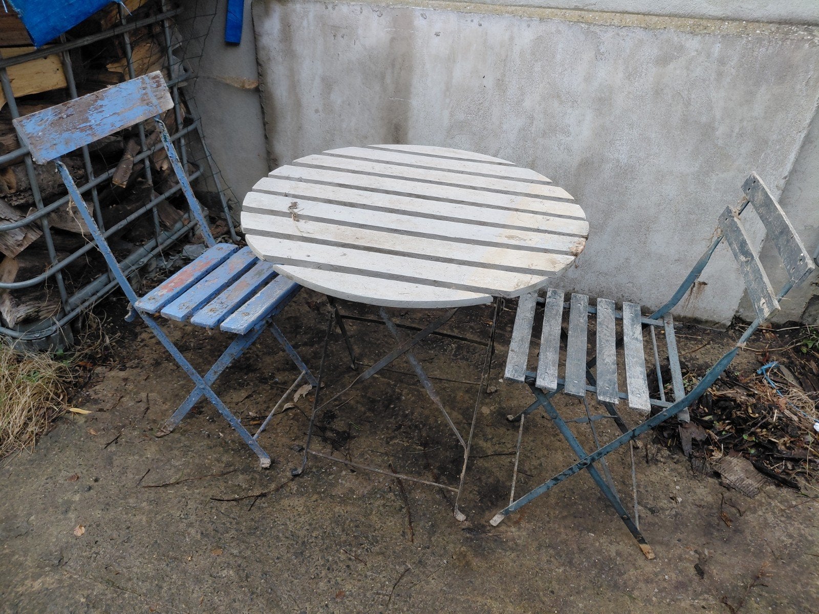 Deux chaises+table de jardin, Enlèvement, Bois