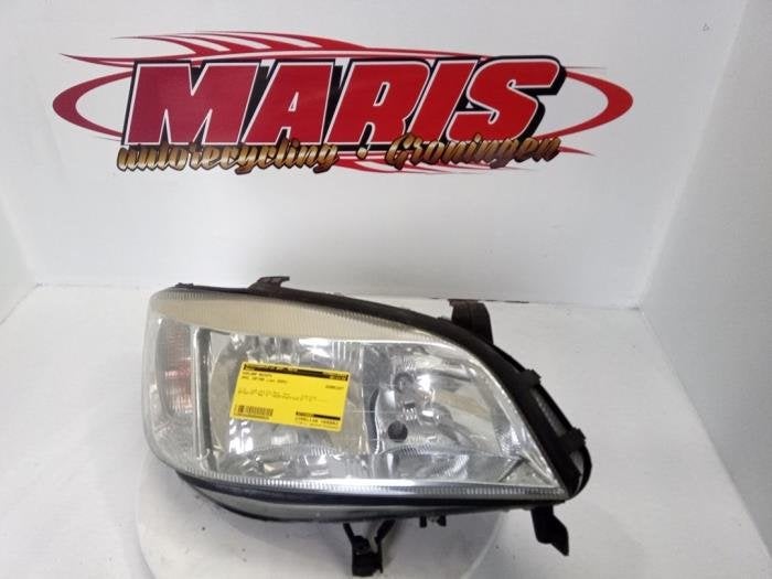 Phare droit d'un Opel Zafira, Autos : Pièces & Accessoires, -, -, Opel, 3 mois de garantie