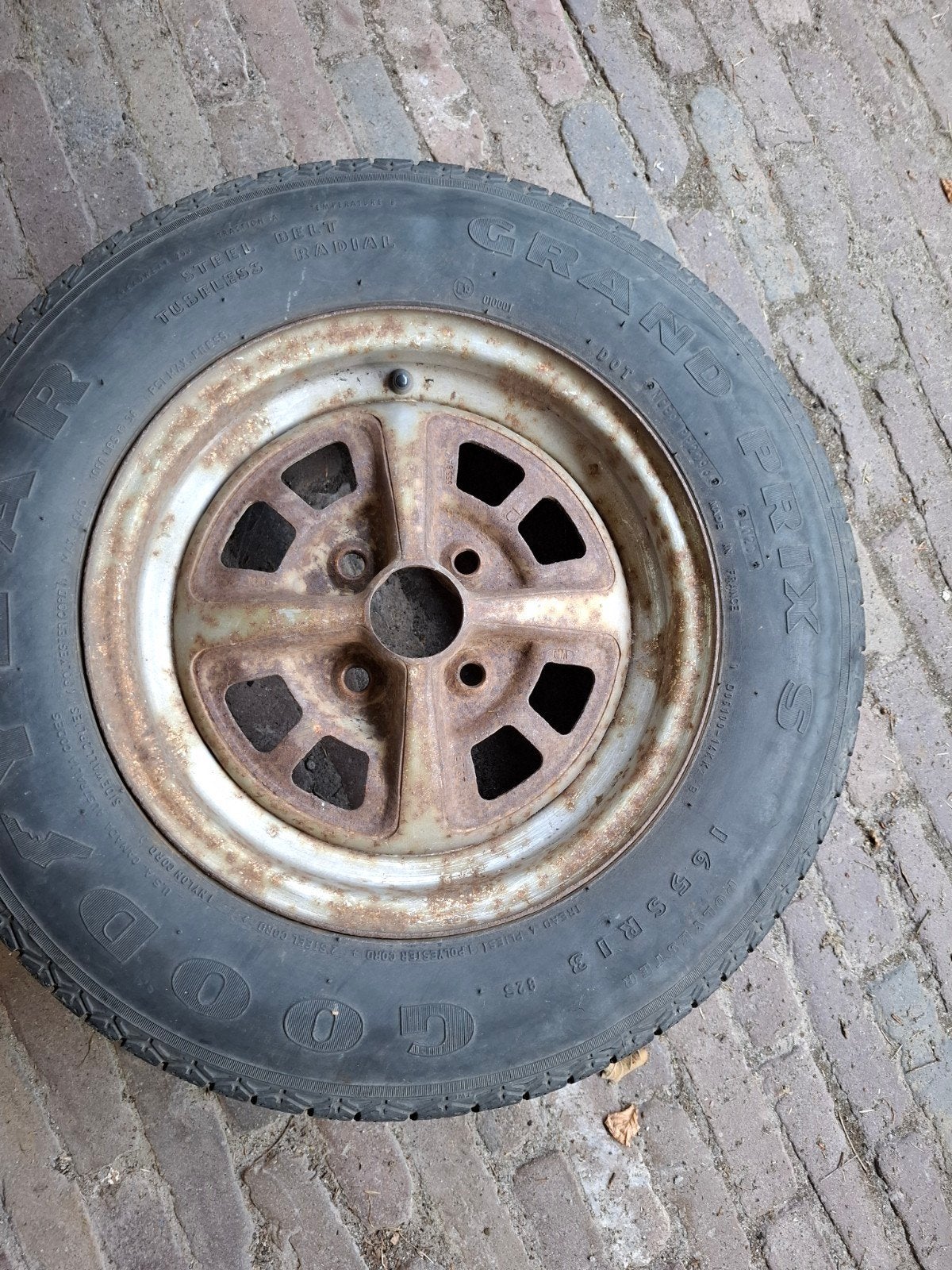 Reservewiel aanhangwagen 4x100, Ophalen