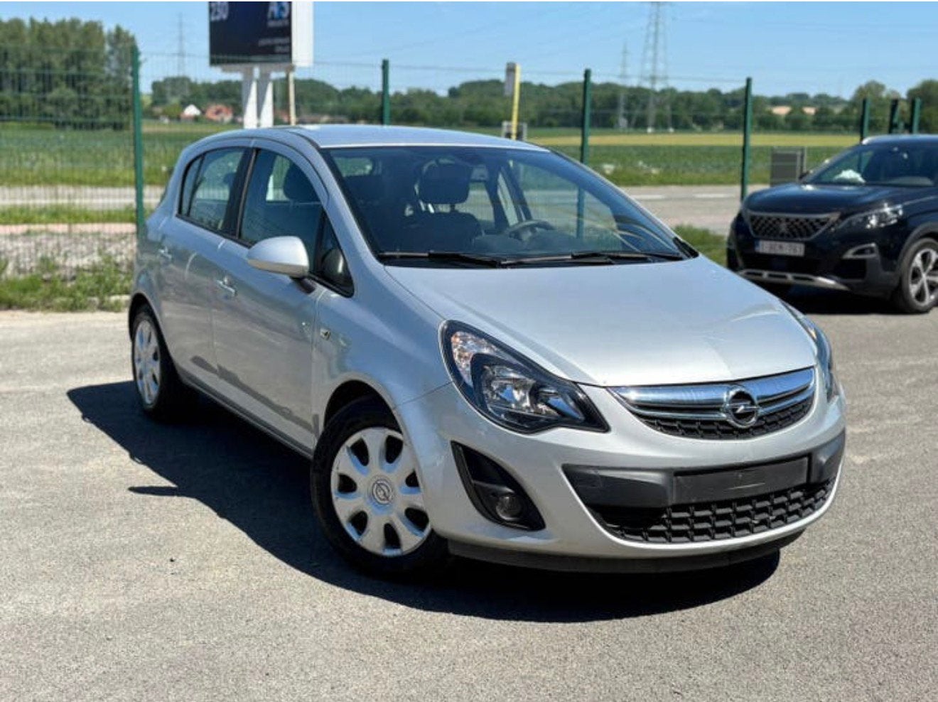 Opel Corsa 1.4 essence Airco LEZ OK, Autos, Opel, Argent ou Gris, Achat, Entreprise, Boîte manuelle