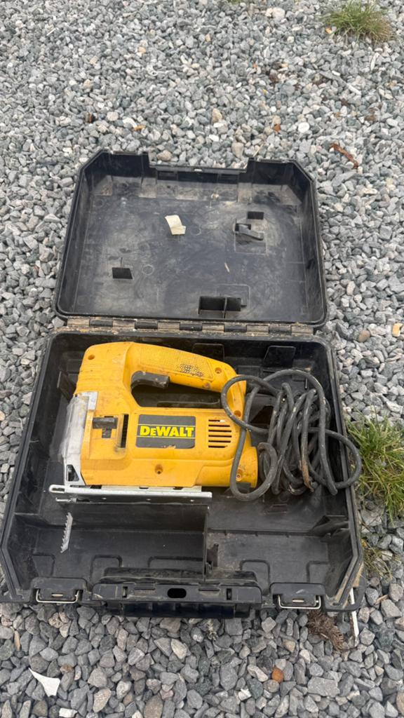 Dewalt DW320K, Moins de 600 watts, 30 à 70 mm, Comme neuf, Enlèvement