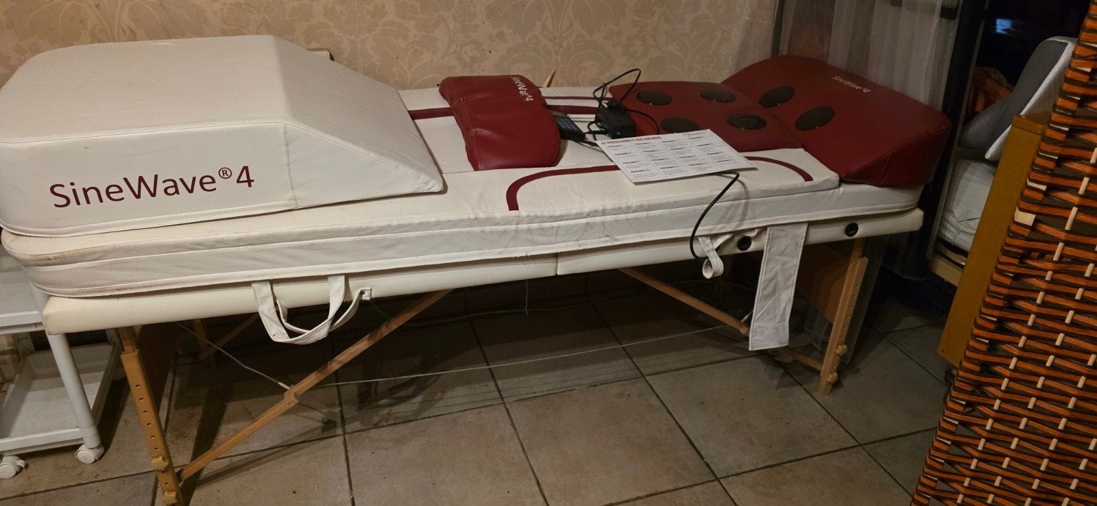 andulatiematras met infrarood en massagetafel, Sport en Fitness, Massageproducten, Ophalen, Gebruikt, Massagetafel