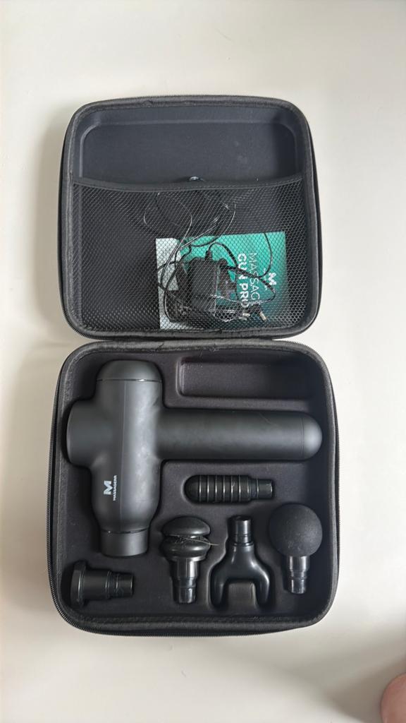 Massage gun, Sport en Fitness, Massageproducten, Ophalen, Zo goed als nieuw