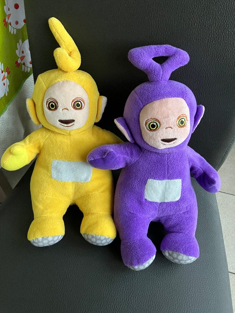 2 Teletubbies knuffels - Tinky Winky en laa - laa, Ophalen of Verzenden, Gebruikt