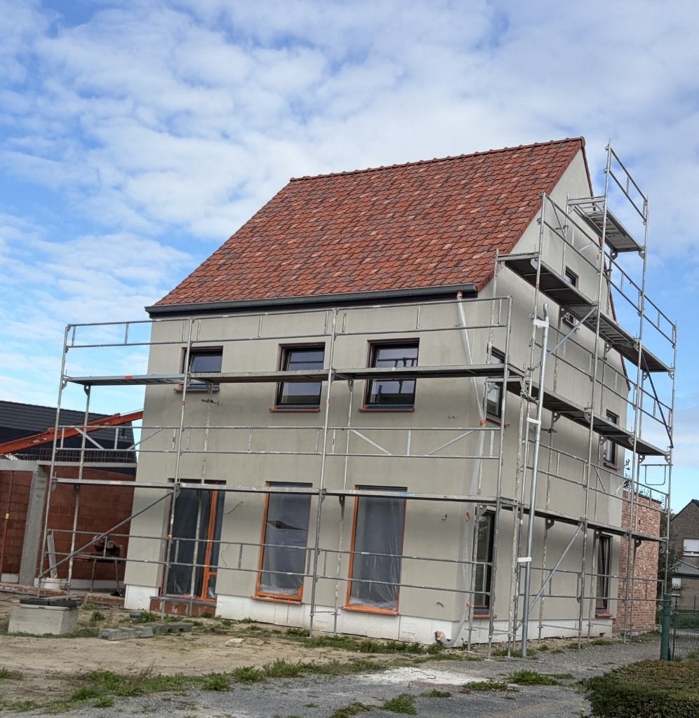 Échafaudage Layher : plusieurs centaines de m² disponibles, Bricolage & Construction, Enlèvement, Comme neuf, Échafaudage de façade