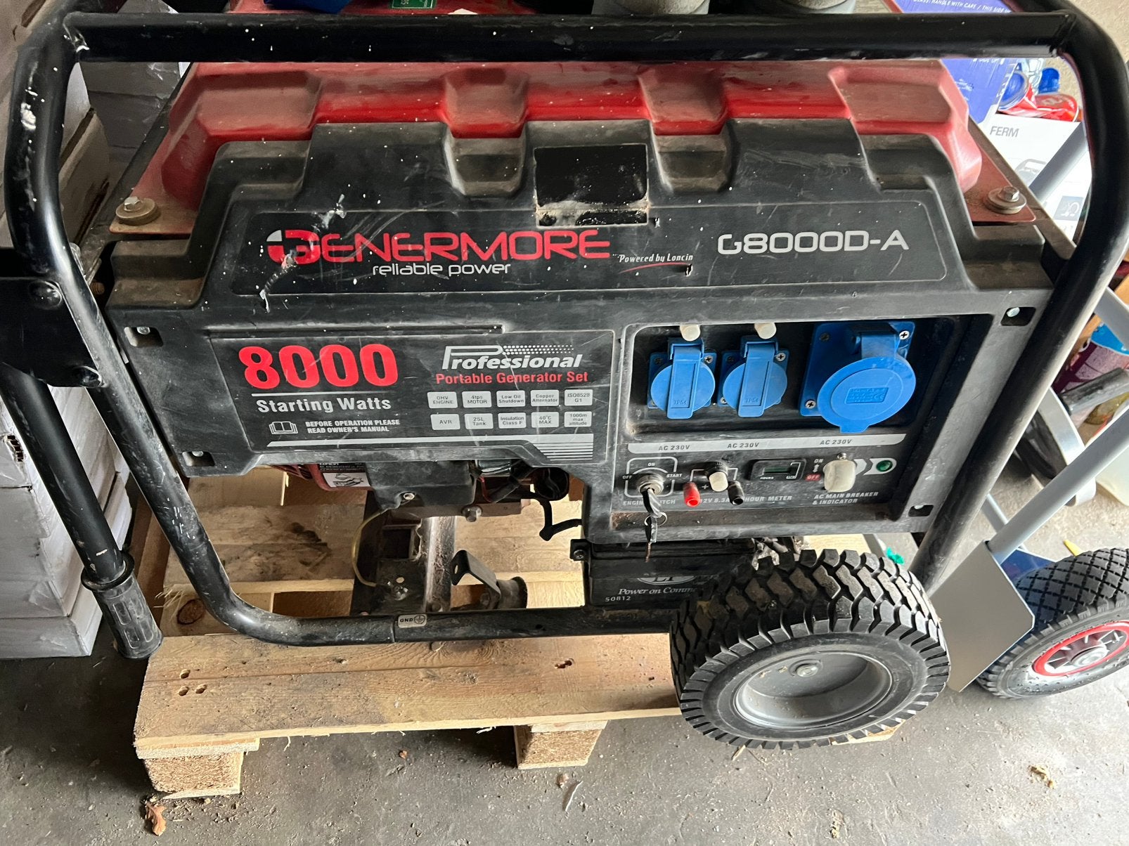 Agregat 8.0kVa, Bricolage & Construction, Générateurs, 5 à 10 kVA, Démarrage électrique, Enlèvement, Utilisé