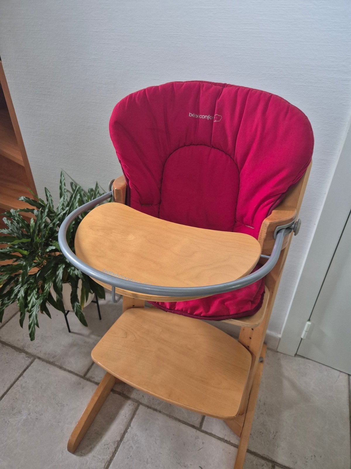 Chaise de salle à manger en bois Bébéconfort, Enfants & Bébés, Enlèvement, Utilisé, Chaise évolutive, Coulissant