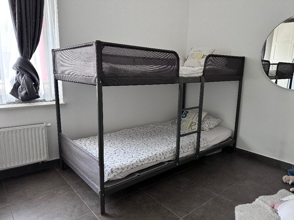 Stapelbed, Ophalen, Zo goed als nieuw, Stapelbed