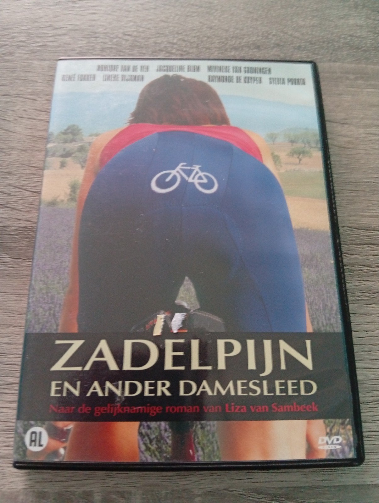 Douleur à la selle et autres souffrances féminines DVD drama, CD & DVD, Enlèvement ou Envoi, Tous les âges, Drame, Néerlandais