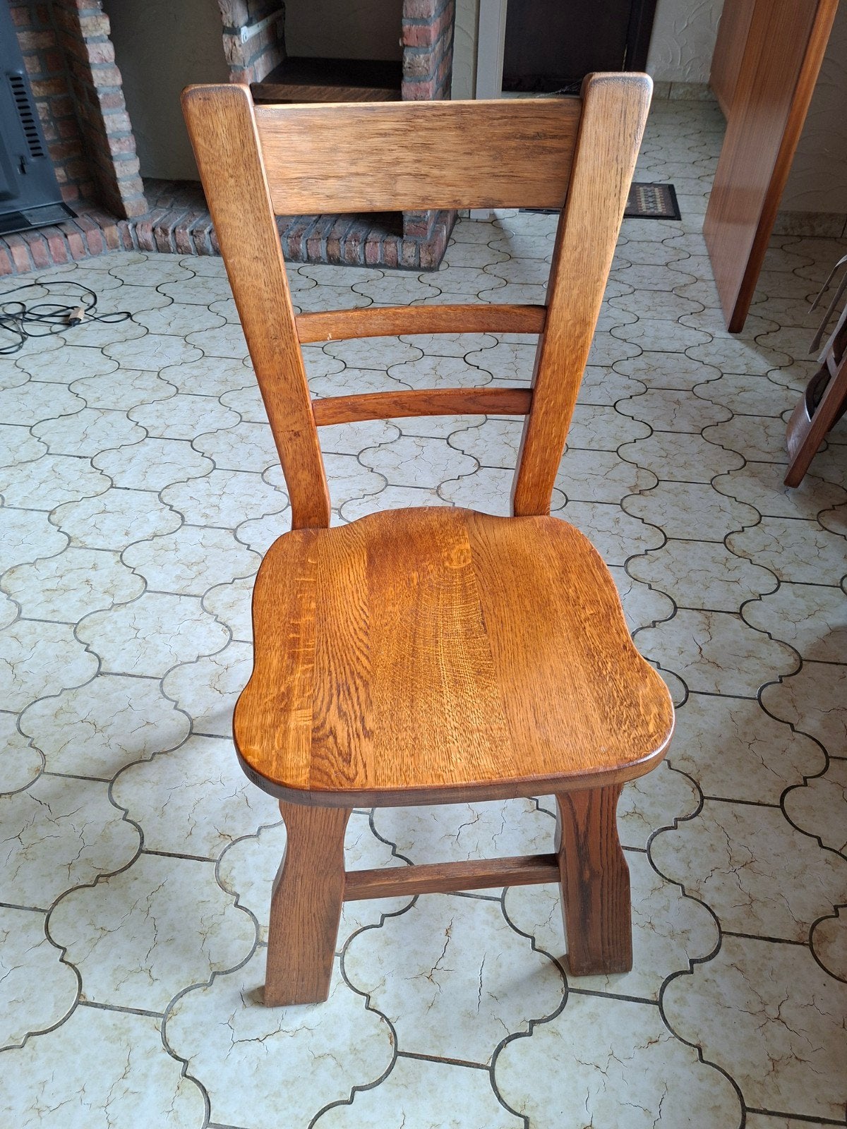6 vol houten stoelen met kussentjes, Ophalen