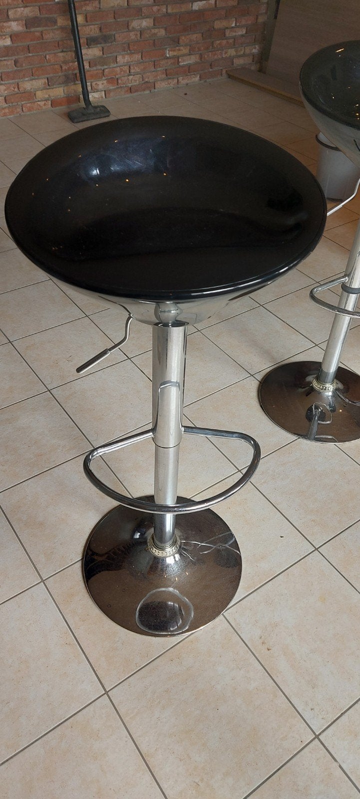 tabourets de bar et excellent état, très peu utilisés ! ! !, Maison & Meubles, Tabourets de bar, Enlèvement, Réglable en hauteur