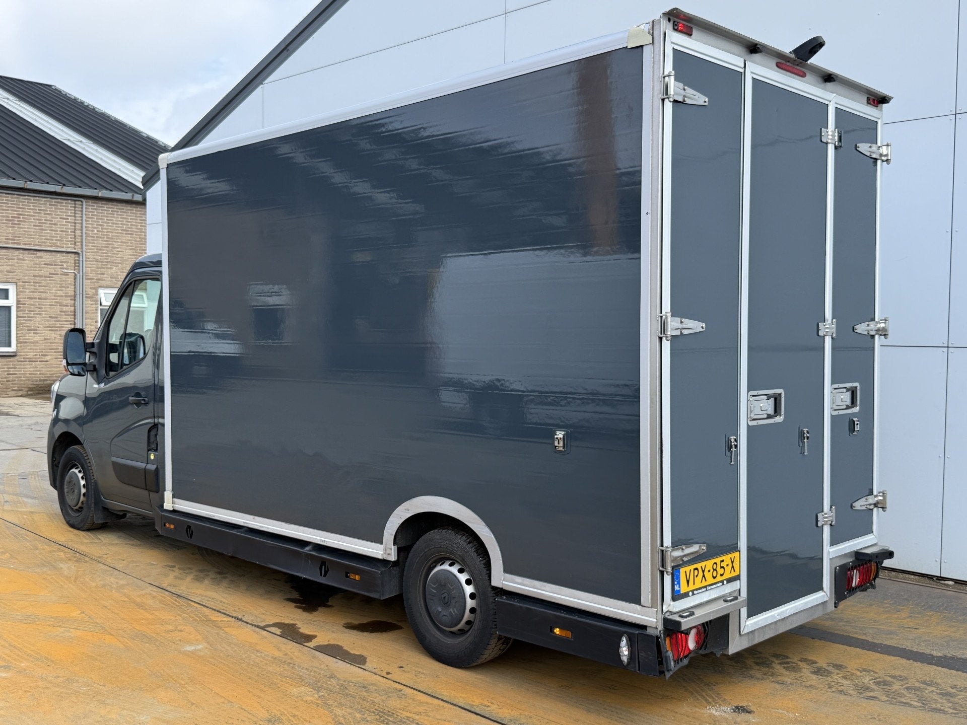 Renault Master Plancher T35 2.3 DCI 150PK Lowliner Bakwagen, Auto's, Bestelwagens en Lichte vracht, Gebruikt, 4 cilinders, Renault