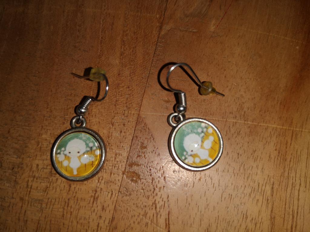 Mooie retro stijl oorbellen, Bijoux, Sacs & Beauté, Boucles d'oreilles, Enlèvement ou Envoi, Autres couleurs, Comme neuf, Autres matériaux