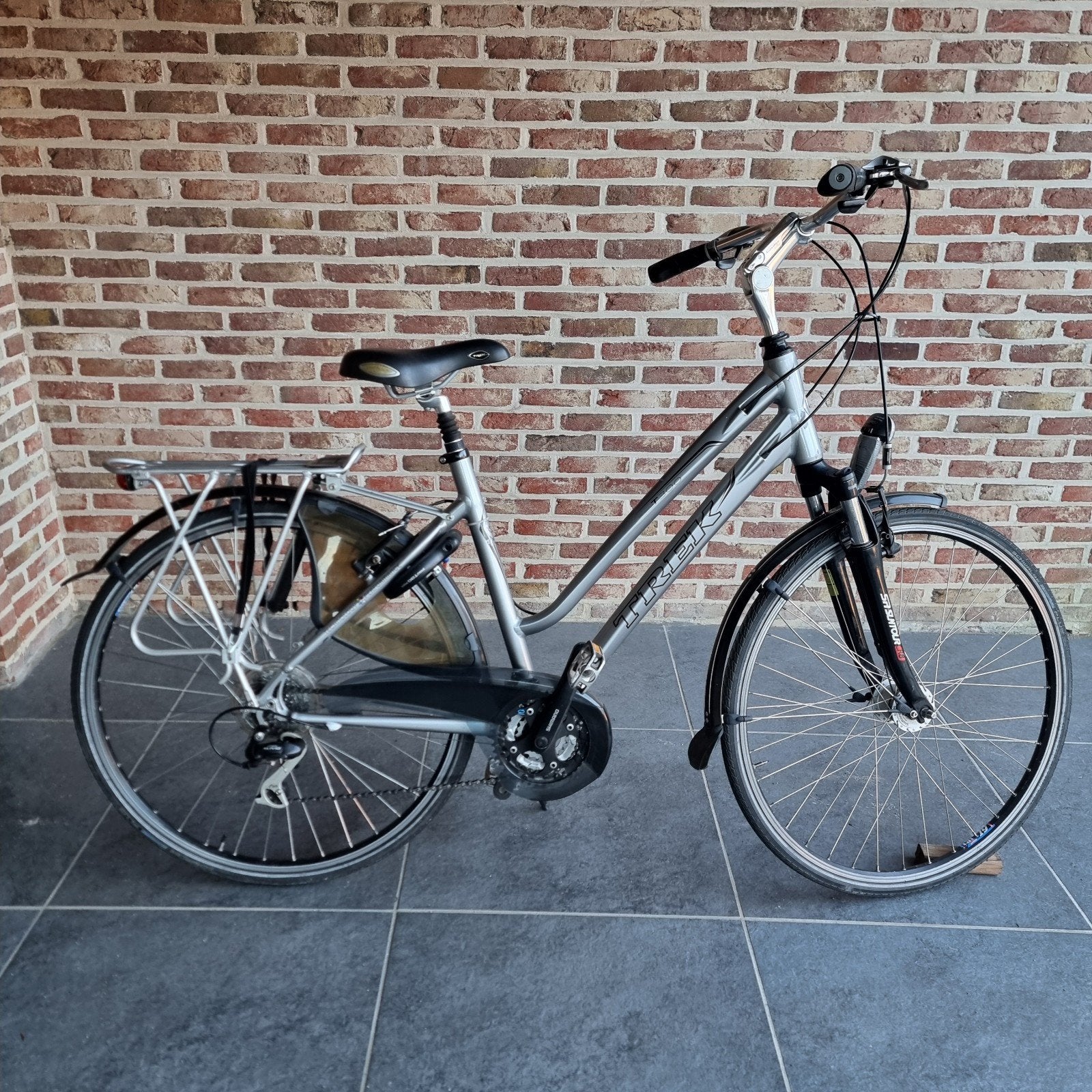 Dames fiets: merk TREK T 300 maat 50 en 24 versnellingen., Ophalen