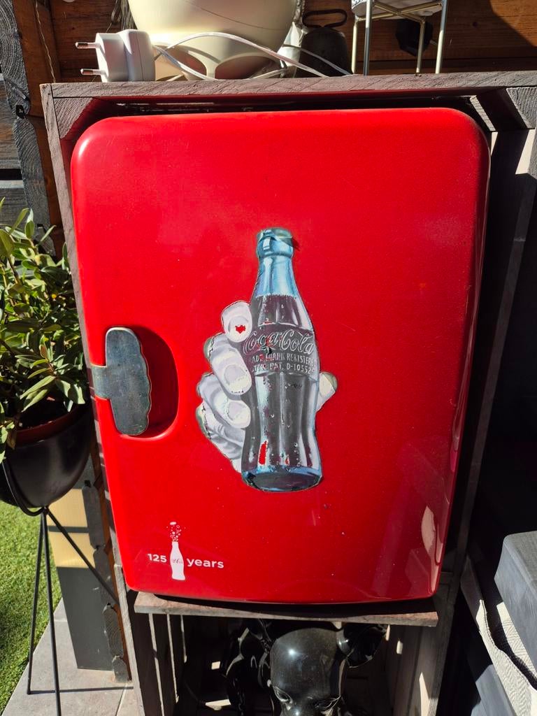 Elektrische koelkastje van Coca-Cola, Ophalen, Minder dan 75 liter, Energieklasse A of zuiniger, Zonder vriesvak