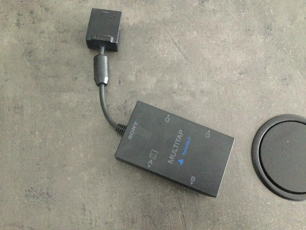 Ps 2 multitap, Games en Spelcomputers, 3 spelers of meer, Ophalen of Verzenden, Gebruikt, Vanaf 7 jaar
