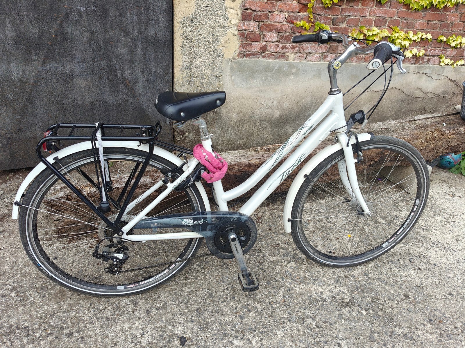Trek Perpignan vélo ville femme comme neuf taille 45, Vélos & Vélomoteurs, Vélos | Filles, Vitesses