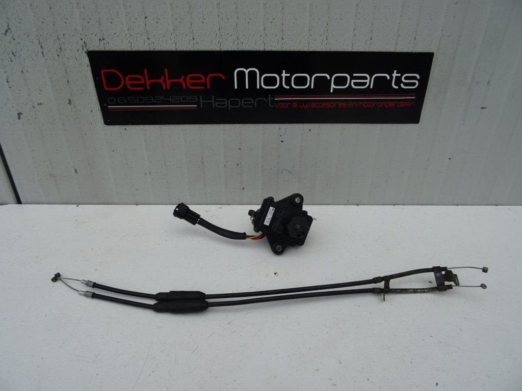 Servo Motor + Kabels Ducati 848 / 1098 / 1198 2007-2012, -, Utilisé, -, -