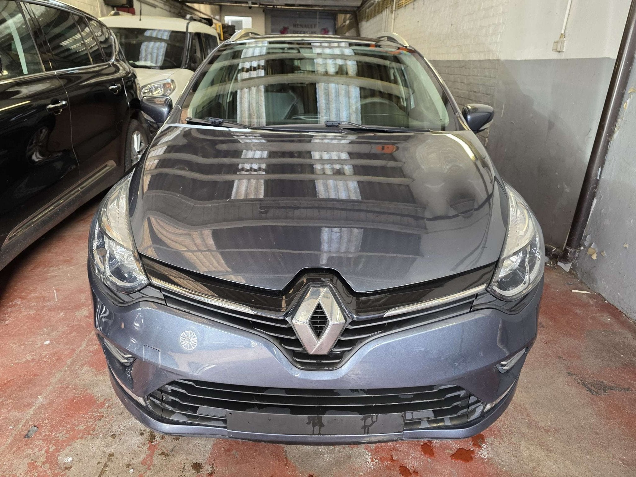Renault Clio Grandtour Energy TCe 90 Start & Stop LIMITED 20, Auto's, Voorwielaandrijving, 898 cc, Stof, Gebruikt