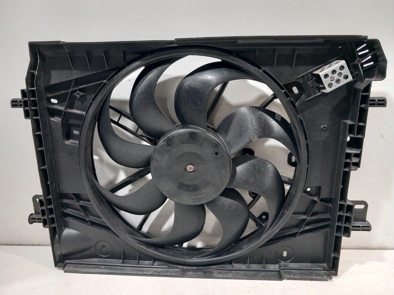 Koelventilator Renault Captur, Onderdelen@venauto.nl, Van der Ven Autorecycling B.V., Gebruikt, Ettenseweg 76, 4706 PB Roosendaal, The Netherlands
