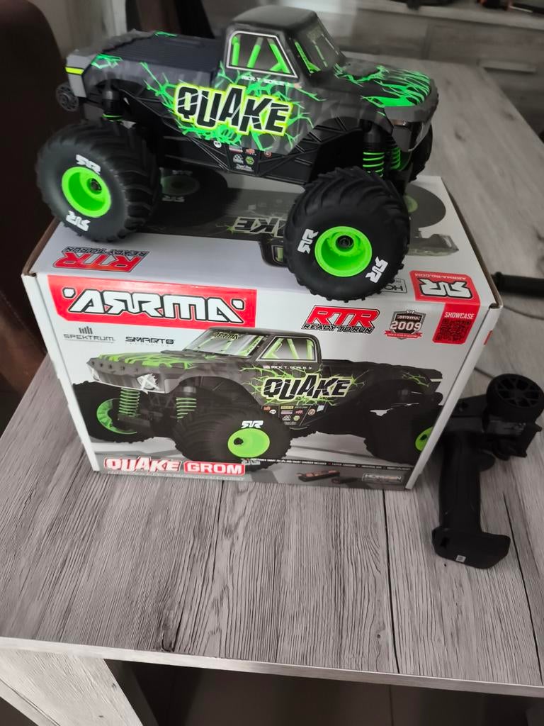 Arrma Quaker grome nieuw staat, Hobby en Vrije tijd, Modelbouw | Radiografisch | Auto's, Ophalen of Verzenden