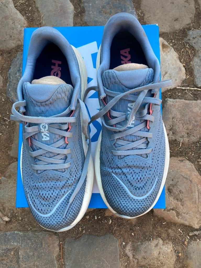 HOKA Rincon 4 Dames maat 41 1/3, Kleding | Dames, Schoenen, HOKA, Blauw, Sportschoenen, Ophalen of Verzenden