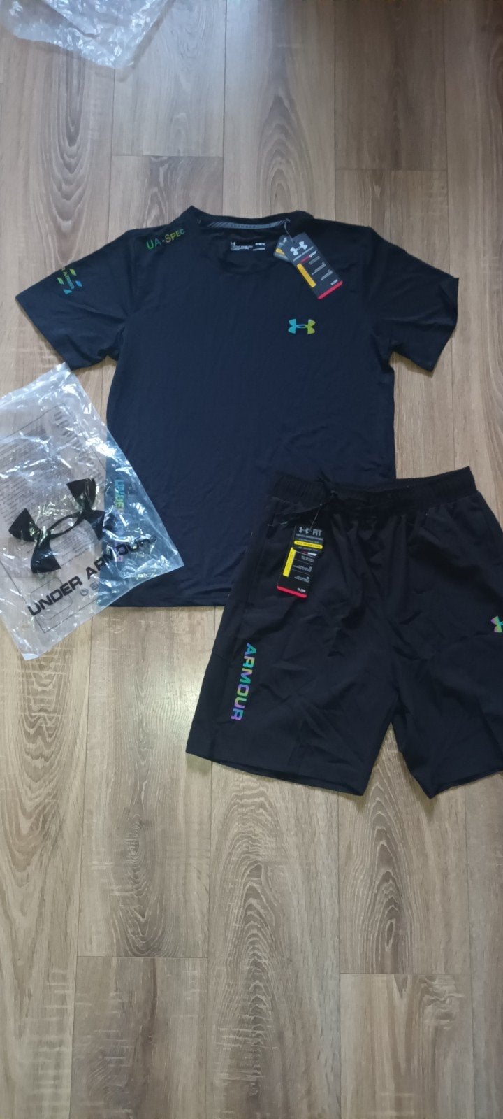 ensemble under armour neuf avec étiquette, Vêtements | Hommes, Vêtements de sport, Enlèvement ou Envoi
