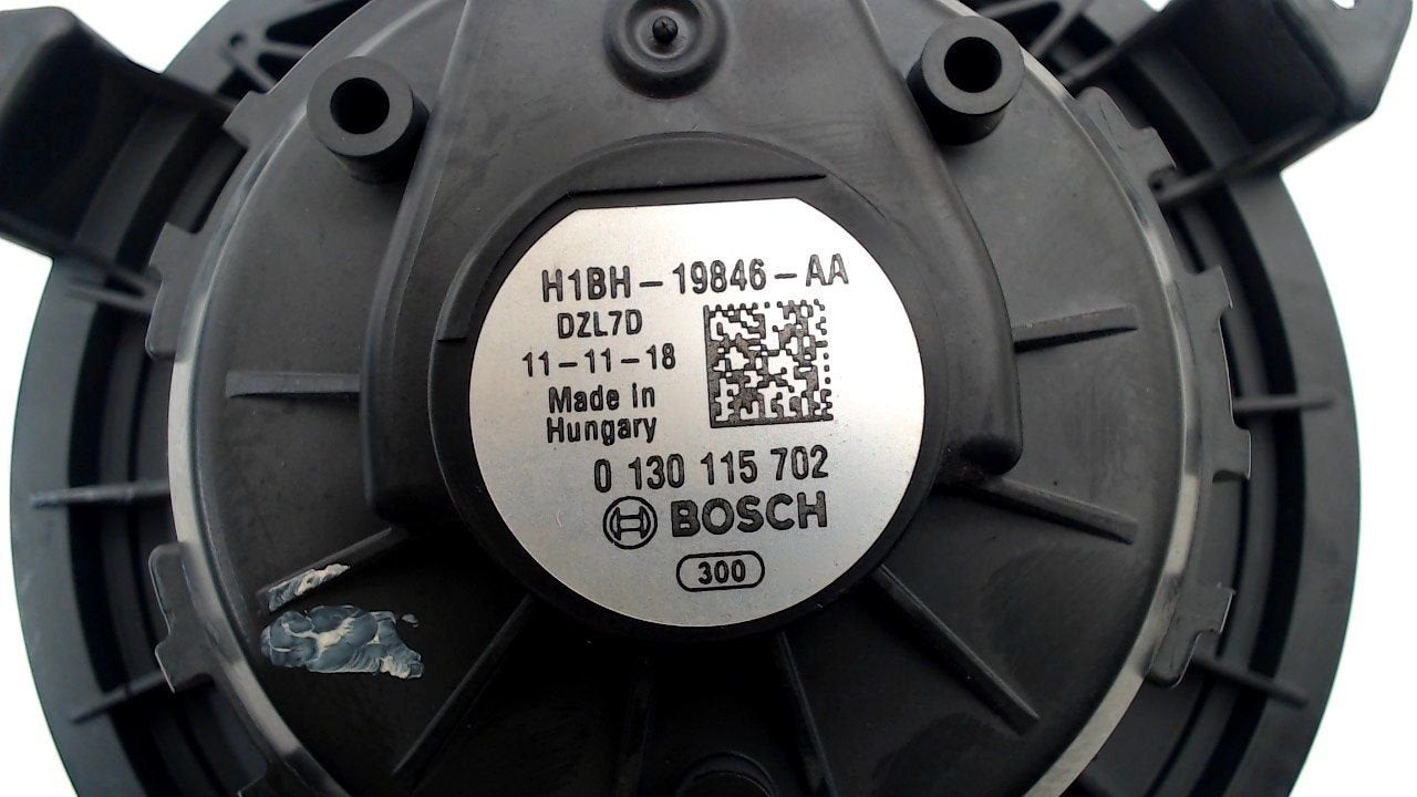 Kachel ventilator motor Ford Fiesta, Onderdelen@venauto.nl, Van der Ven Autorecycling B.V., Ettenseweg 76, 4706 PB Roosendaal, The Netherlands