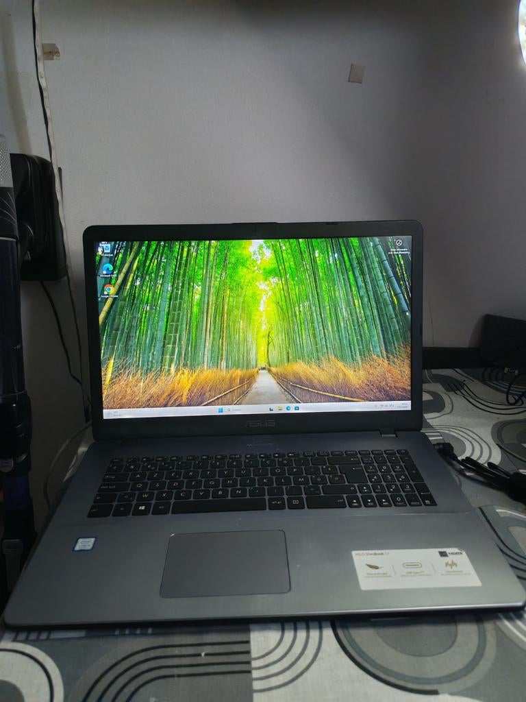 ASUS 17” X705 Laptop – SNEL VERKOOP! 🔥, Computers en Software, Met videokaart, 8 GB, ASUS, Ophalen of Verzenden
