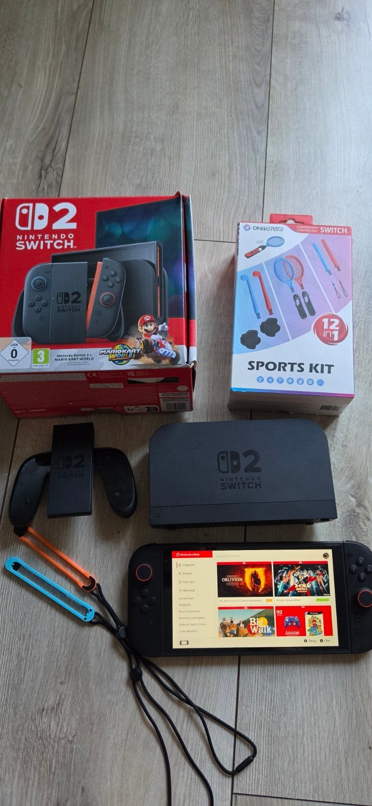 5mnd oud Nintendo switch 2 + extras, Games en Spelcomputers, Ophalen