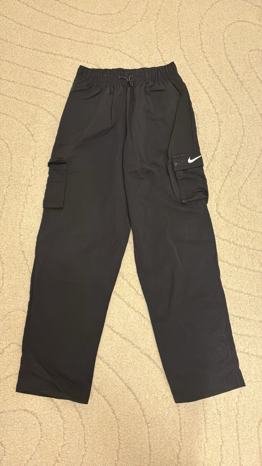 Nike Sportswear Essential Dames Cargo Broek Zwart, Enlèvement ou Envoi, Porté, Taille 34 (XS) ou plus petite, Noir